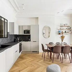  Apartment Sublime Quartier Montorgueil France