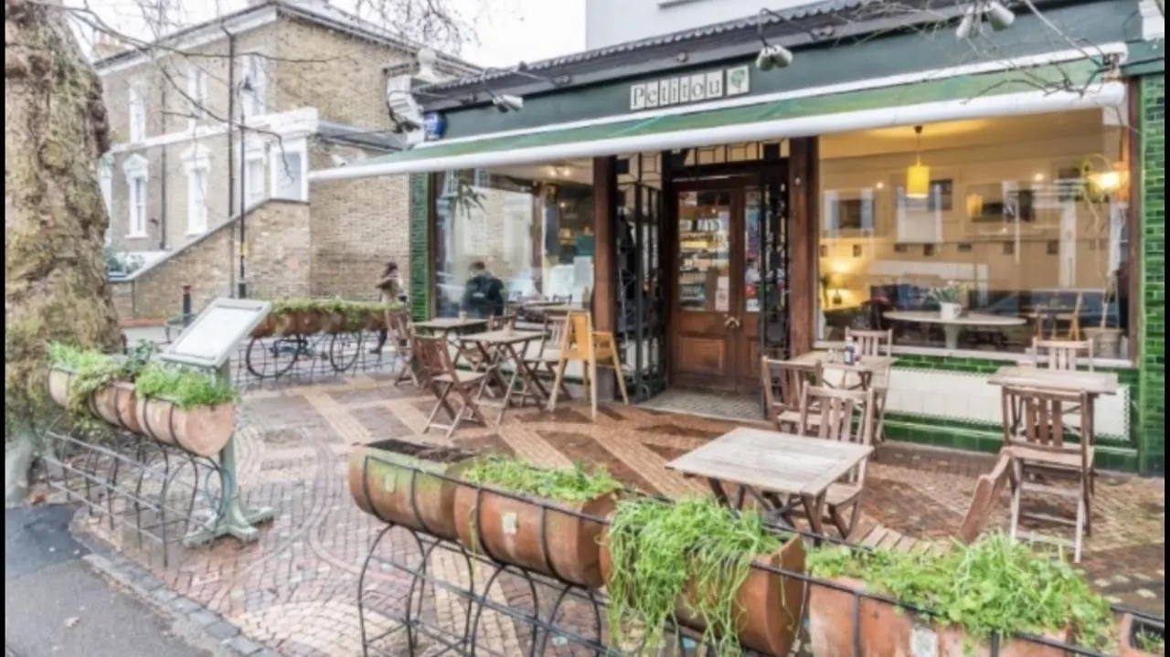 Garden Oasis Apartment: Central, Private & Parking London 0*,  United Kingdom