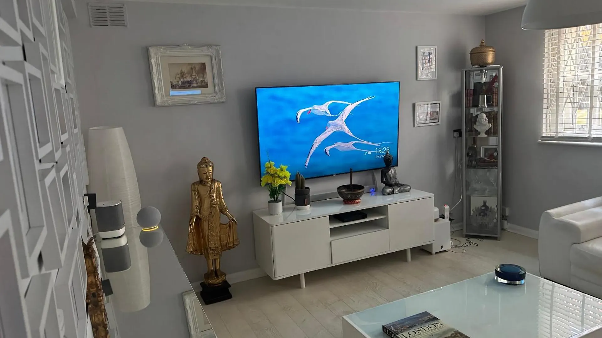 Garden Oasis Apartment: Central, Private & Parking London 0*,